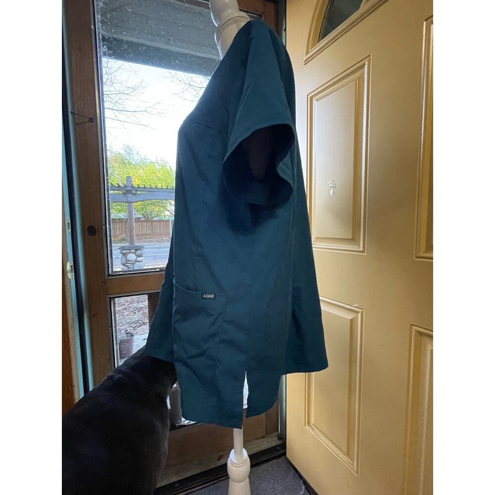ADAR Pro Womens XXL Teal V Neck Short Sleeve Scrub Shirt With 2 Front Pockets